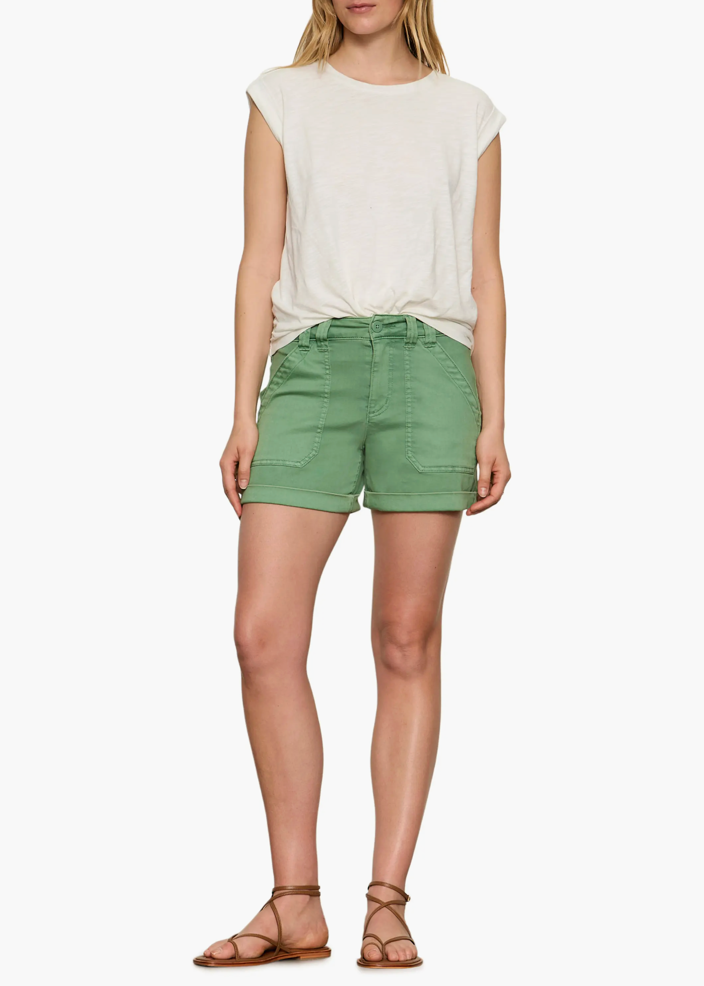 WANDER ON SHORT