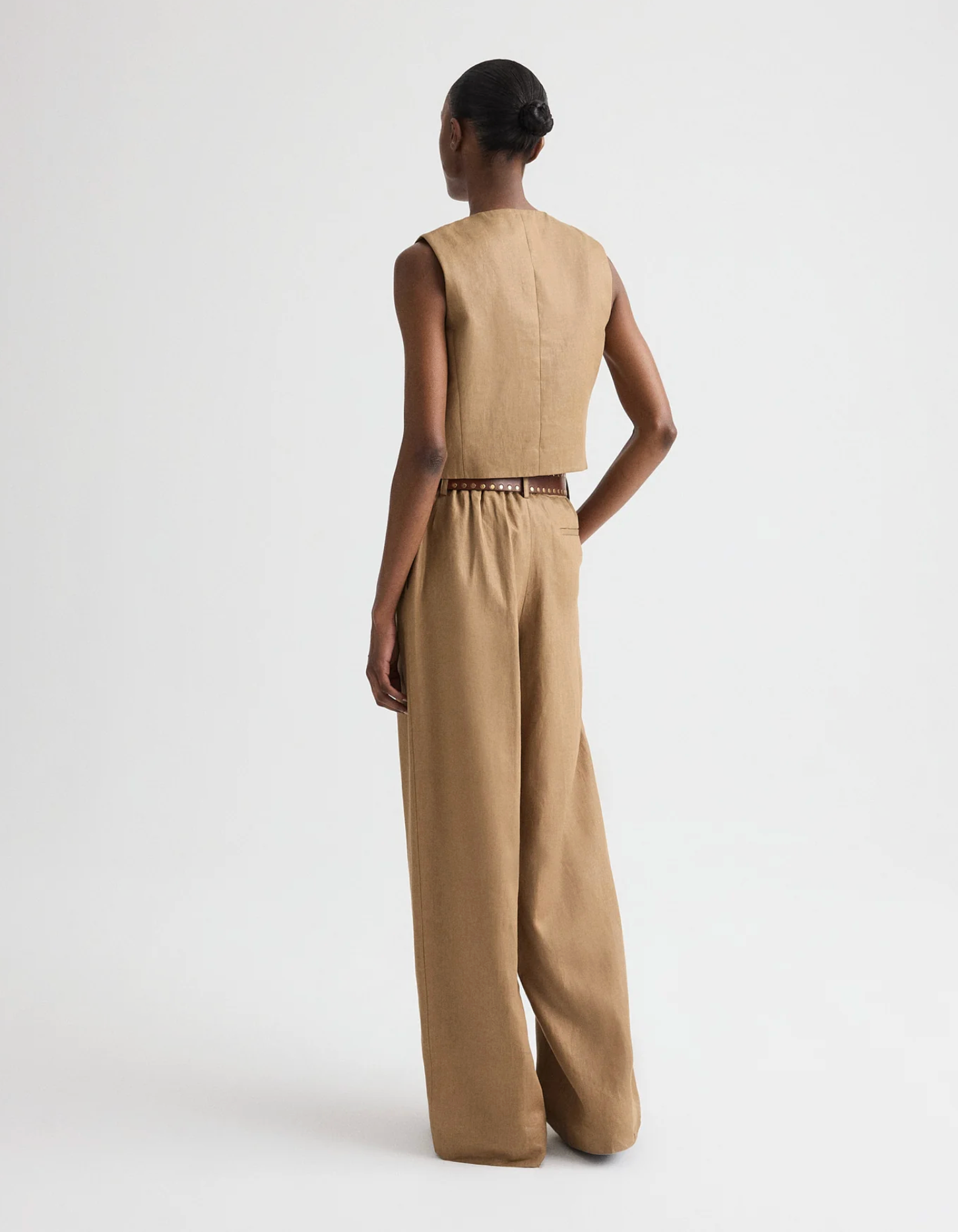 HIGH NECK HIDDEN PLACKET VEST