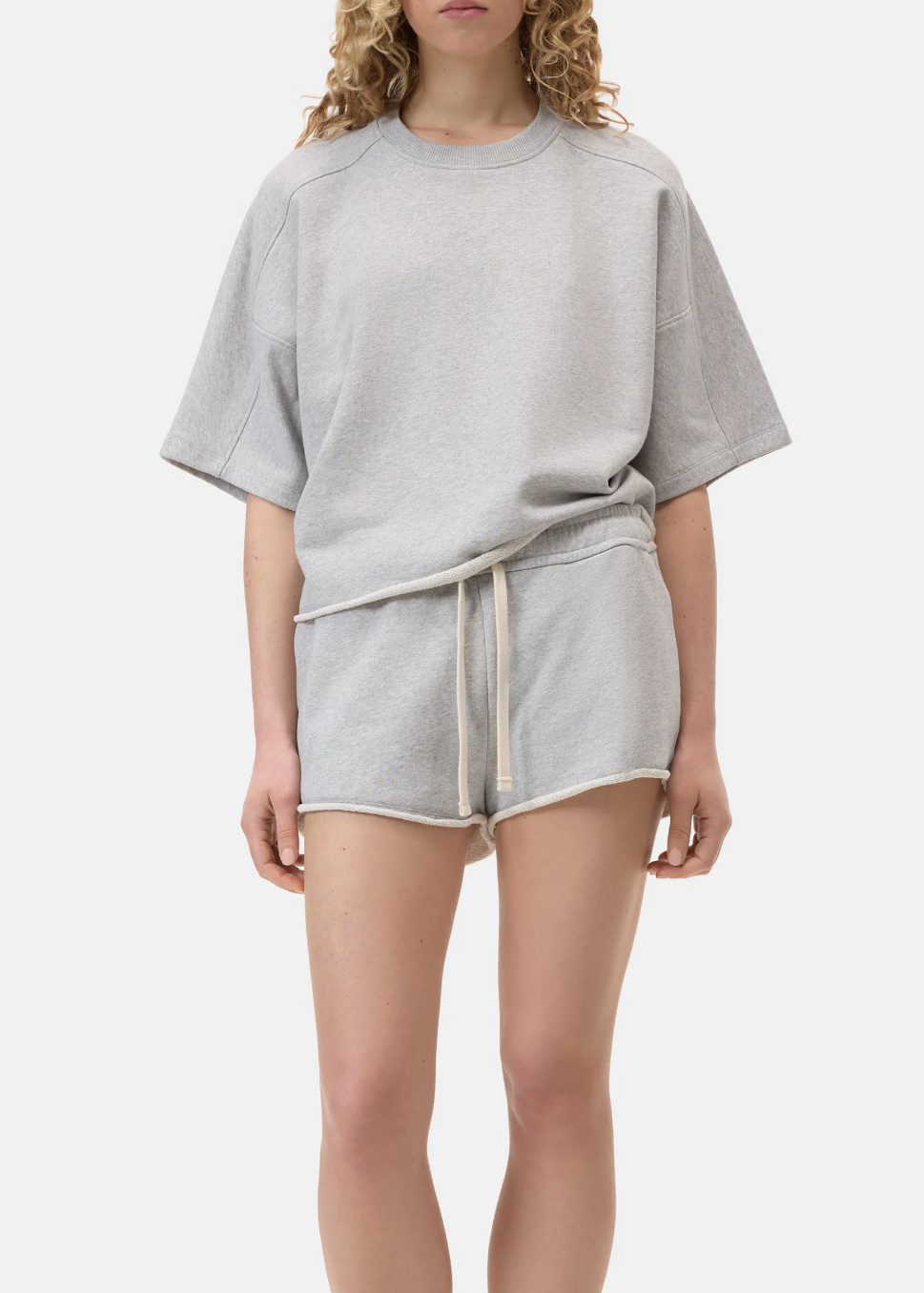 DEEP YOKE T-SHIRT