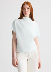 MOCK NECK TEE