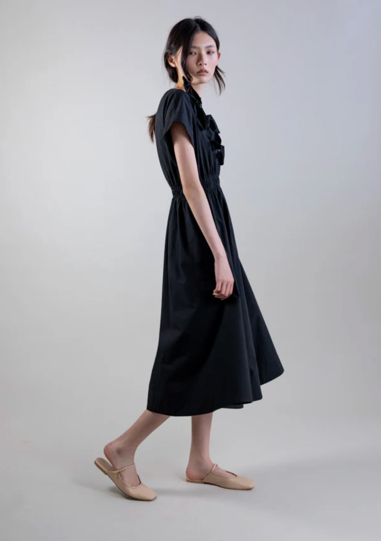 GATHERED WAIST MIDI DRESS