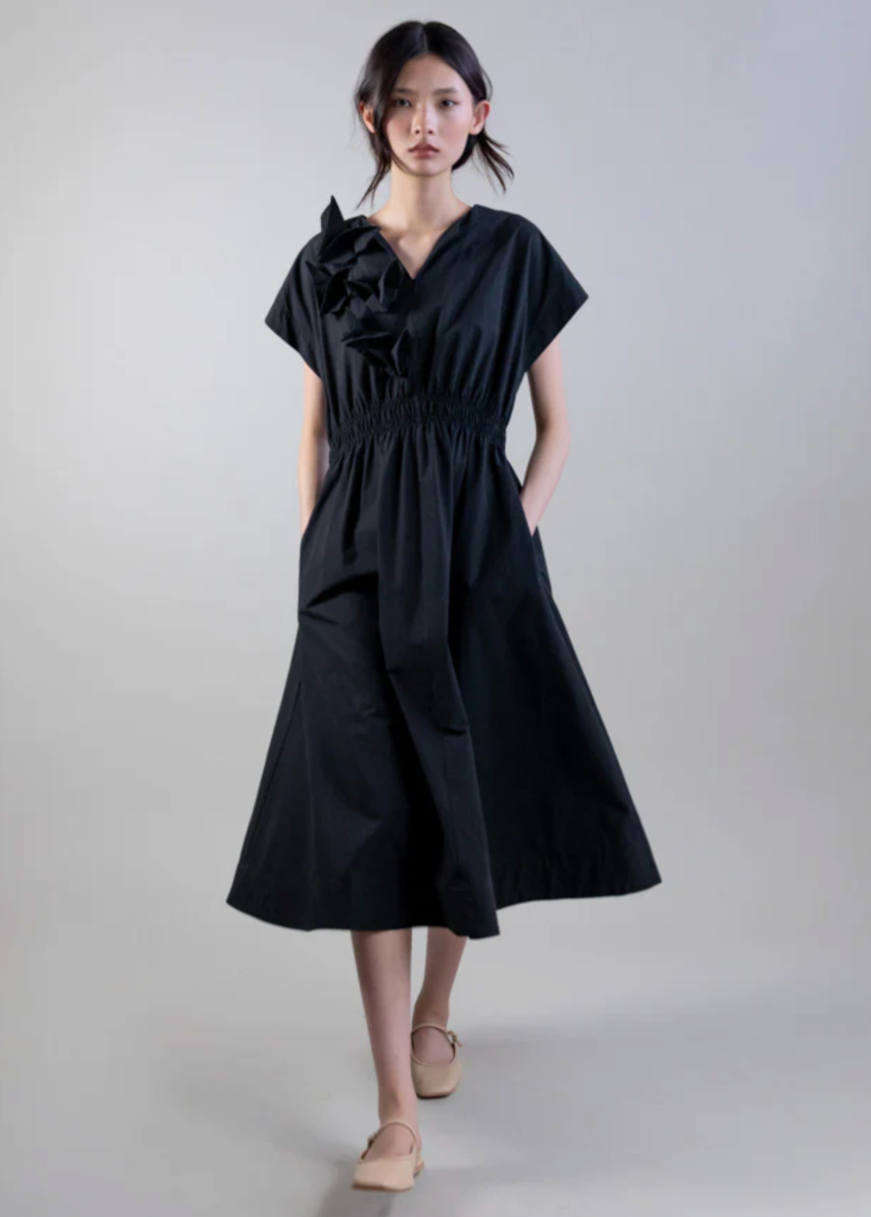 GATHERED WAIST MIDI DRESS