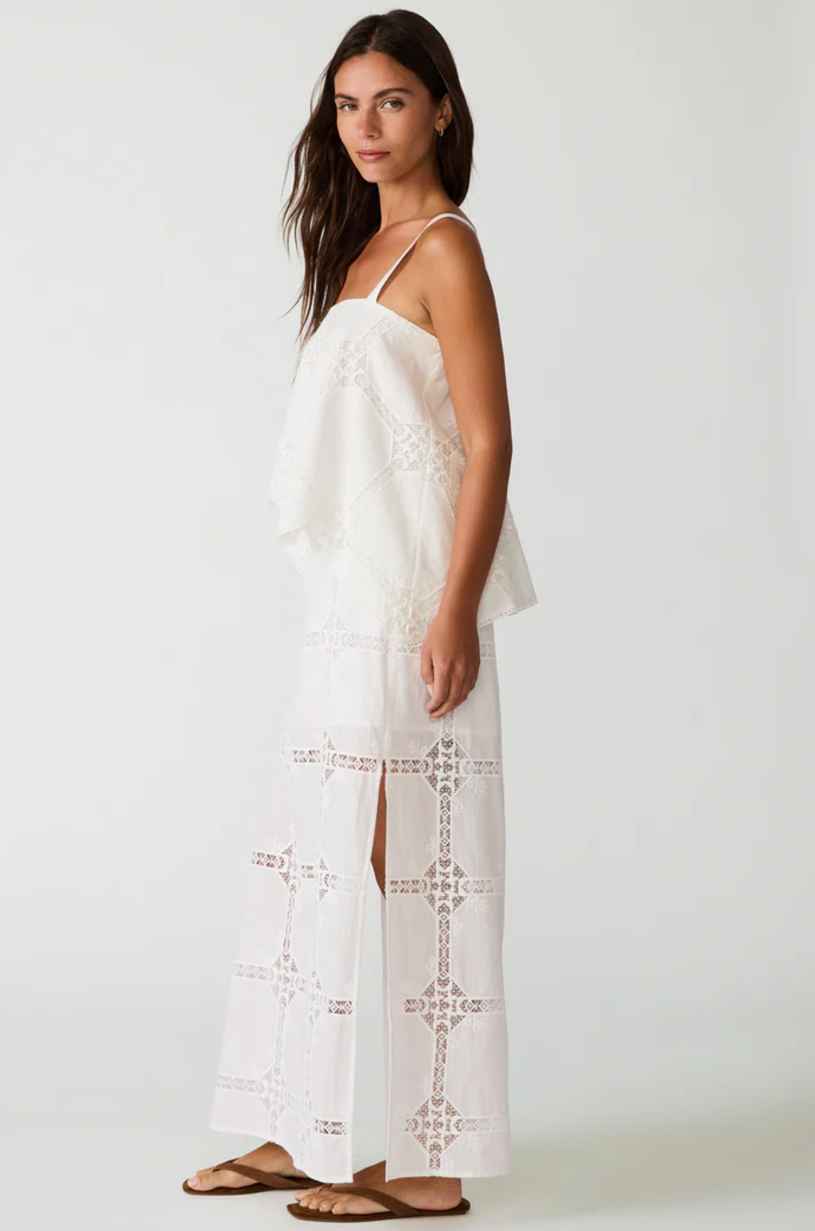 AINSLEE TOP IN EYELET