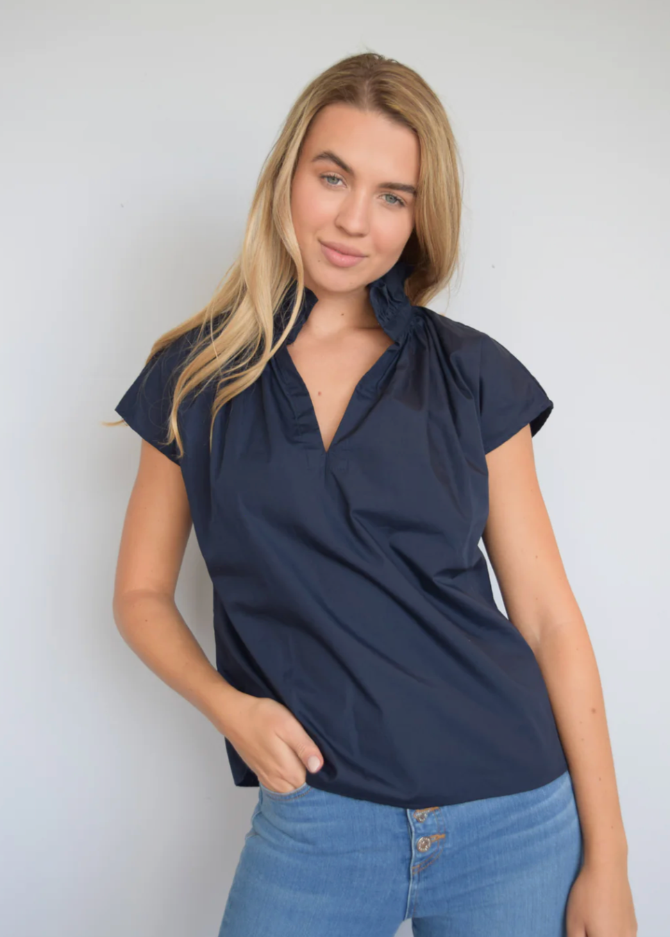 VICKI SHORT SLEEVE