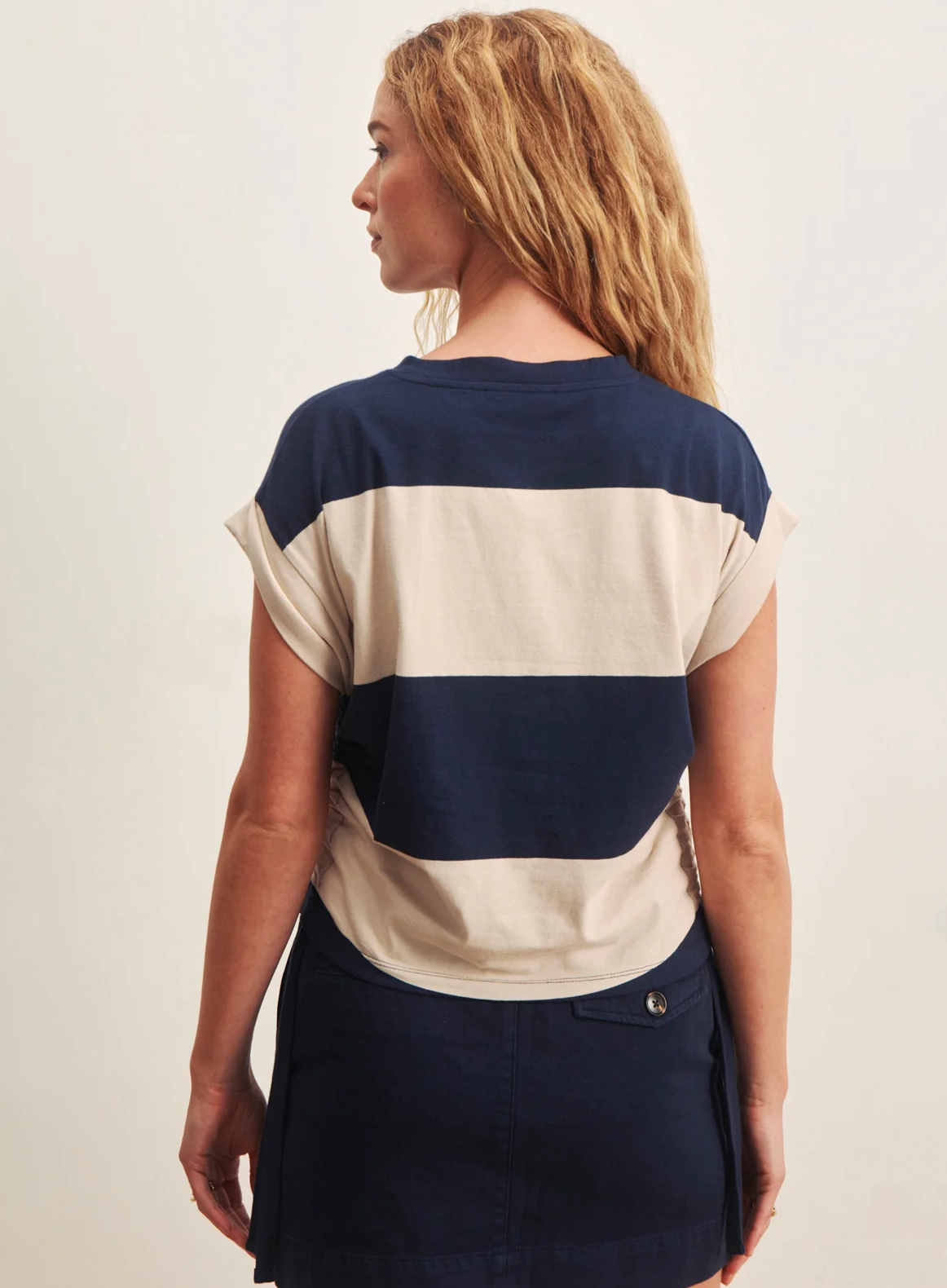 ALL RUCHED TEE