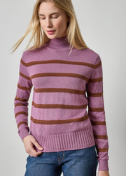 STRIPE TURTLENECK SWEATER
