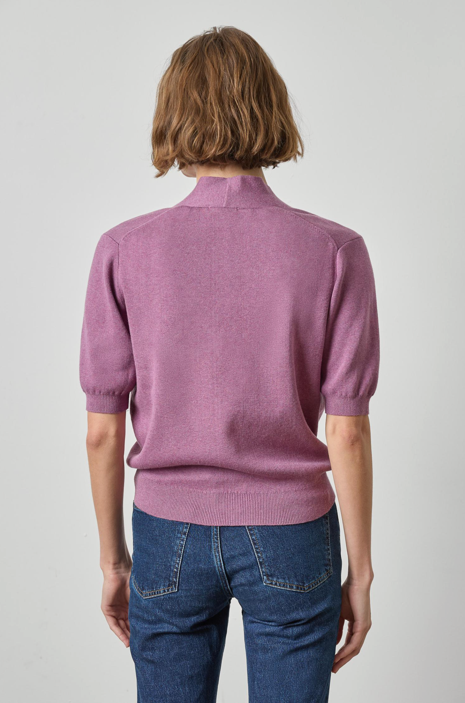 V-NECK ELBOW SLEEVE SWEATER