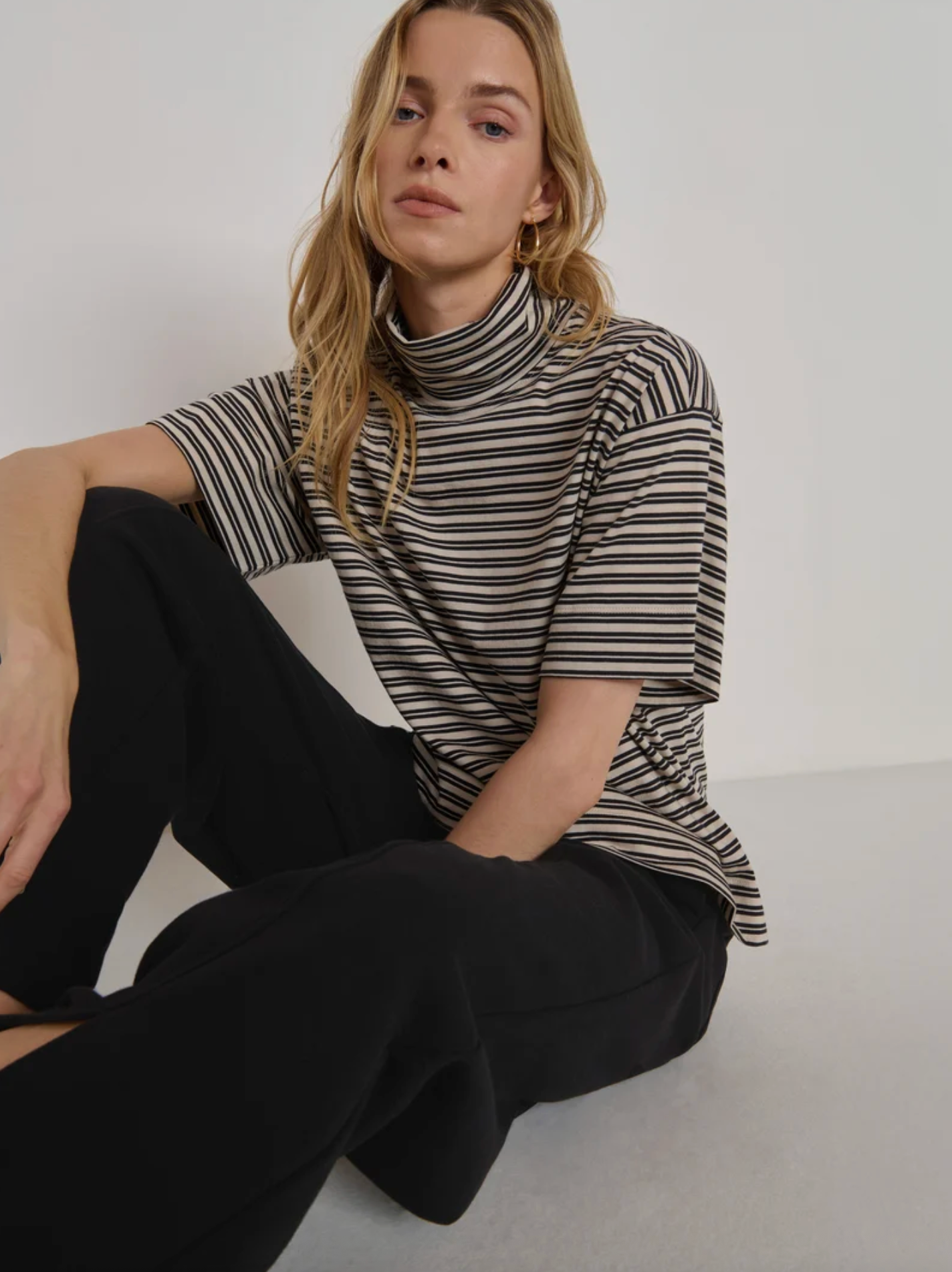 FABLE TURTLENECK TEE