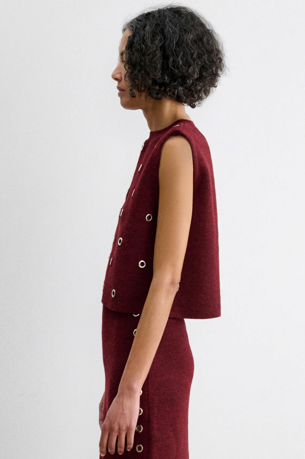 VEGA VEST
