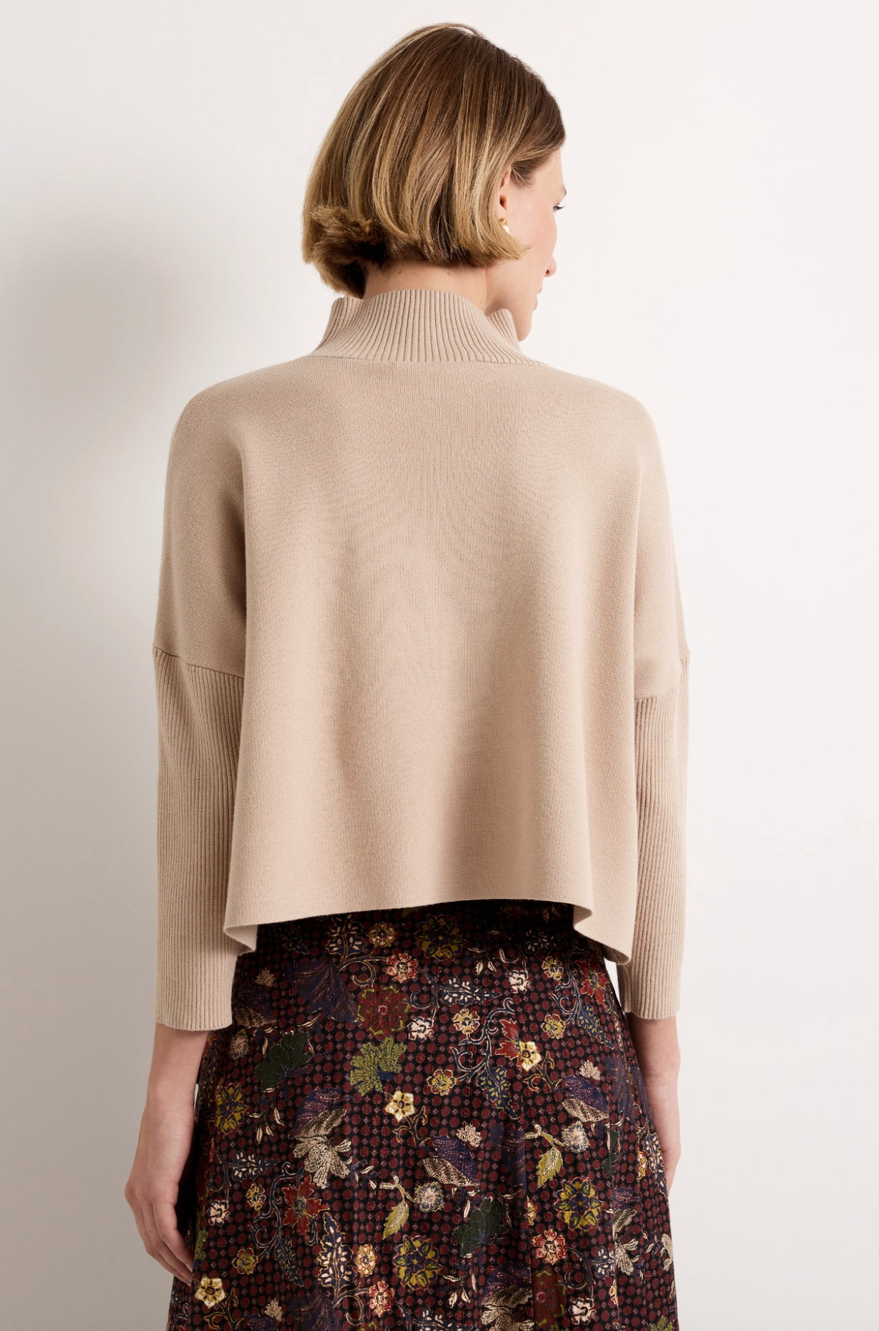 CLAUDIE POPOVER