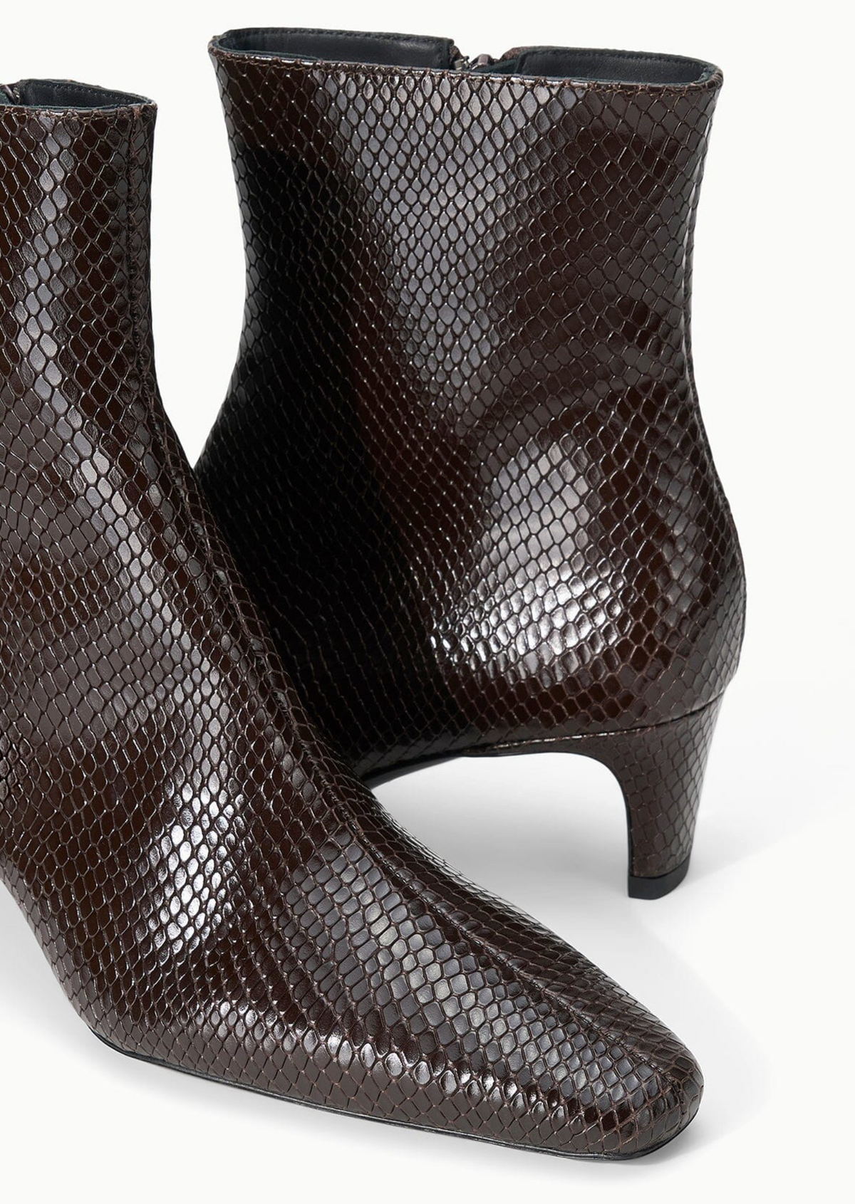 WALLY ANKLE BOOT