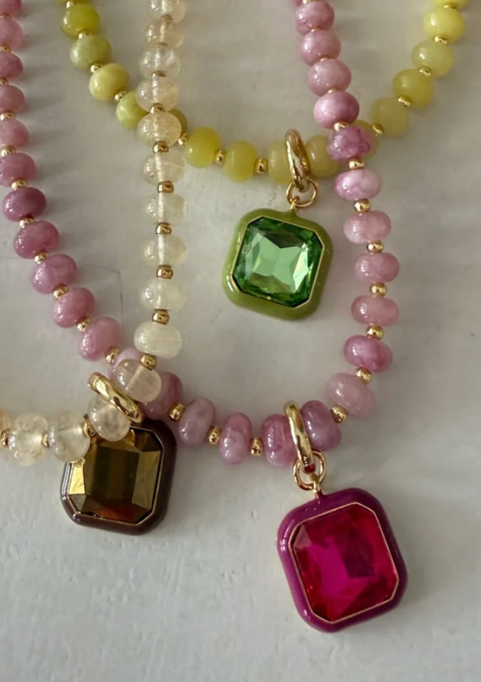 HARVEST PENDANT BEADED NECKLACE MULBERRY