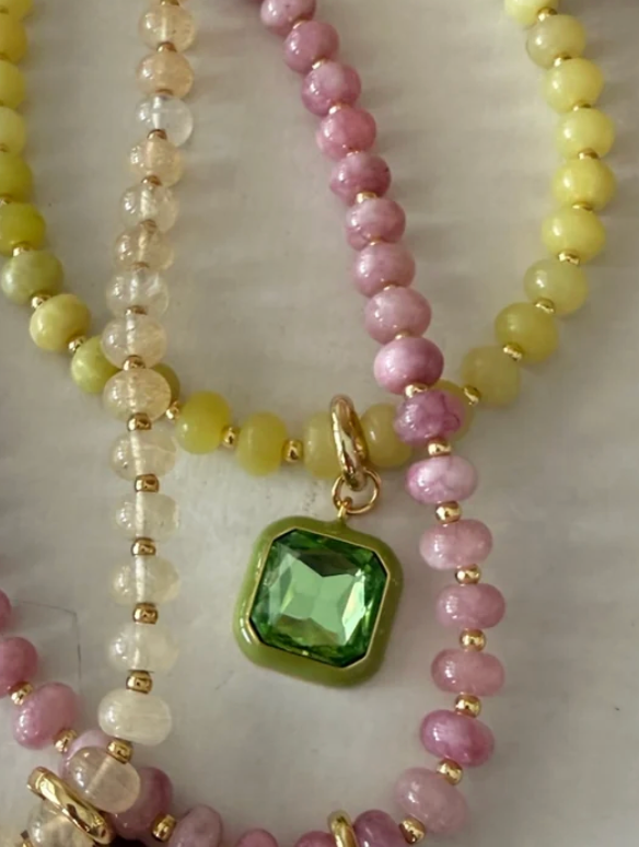 HARVEST PENDANT BEADED NECKLACE CHARTREUSE