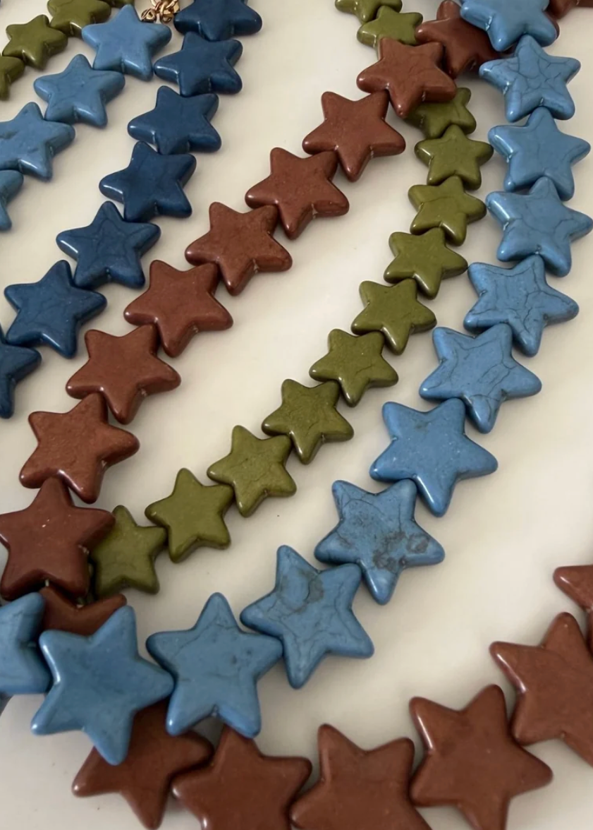 STAR NECKLACE SMALL DUSTY BLUE