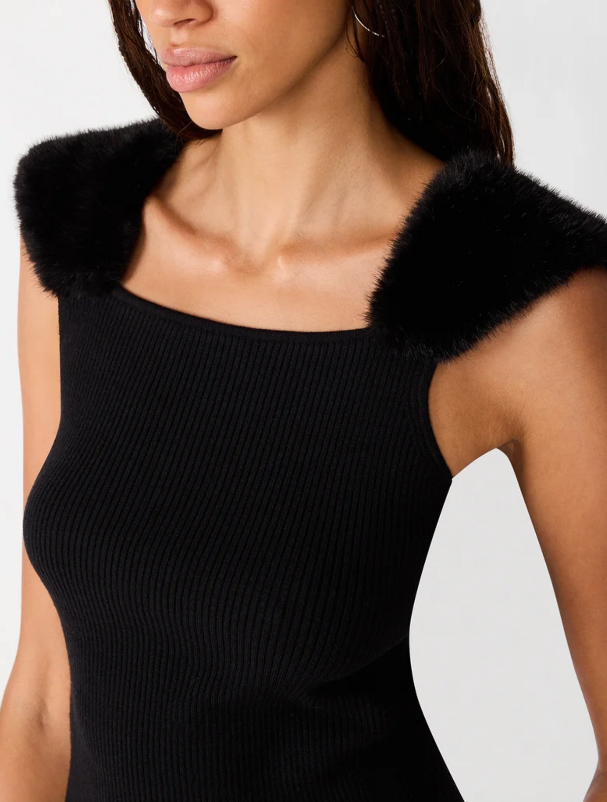 MADELYN  SWEATER TOP
