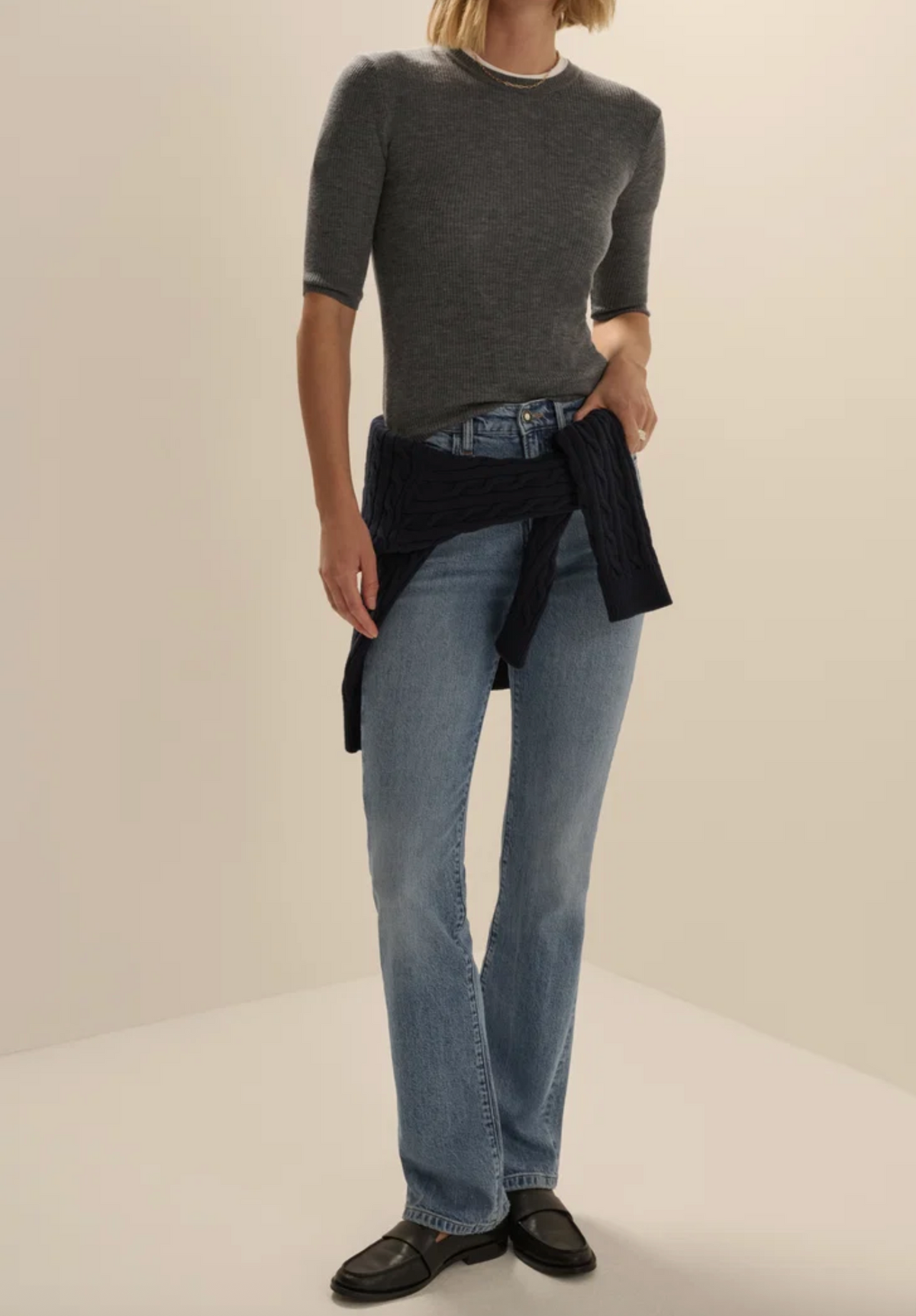 AMELIA CREWNECK TOP