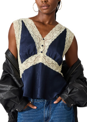 ELINOR TOP