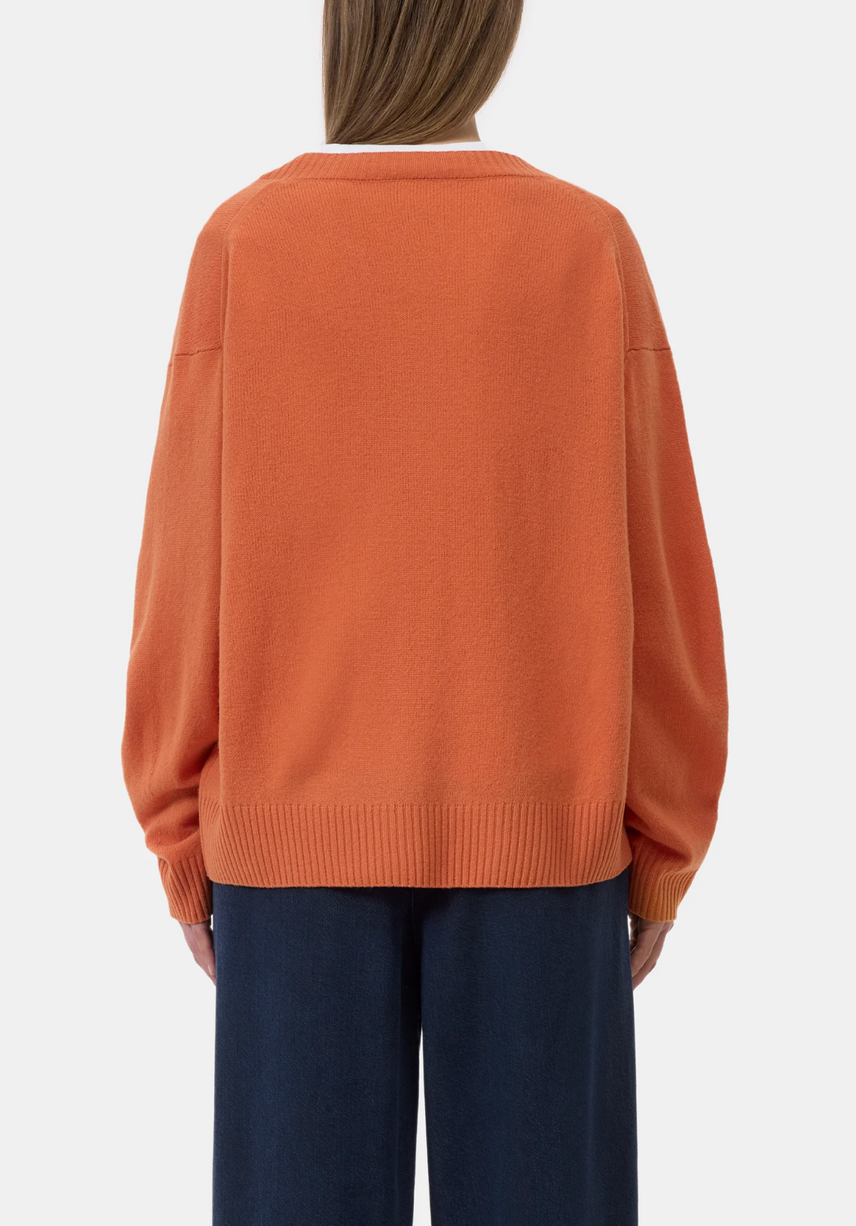 V-NECK JUMPER