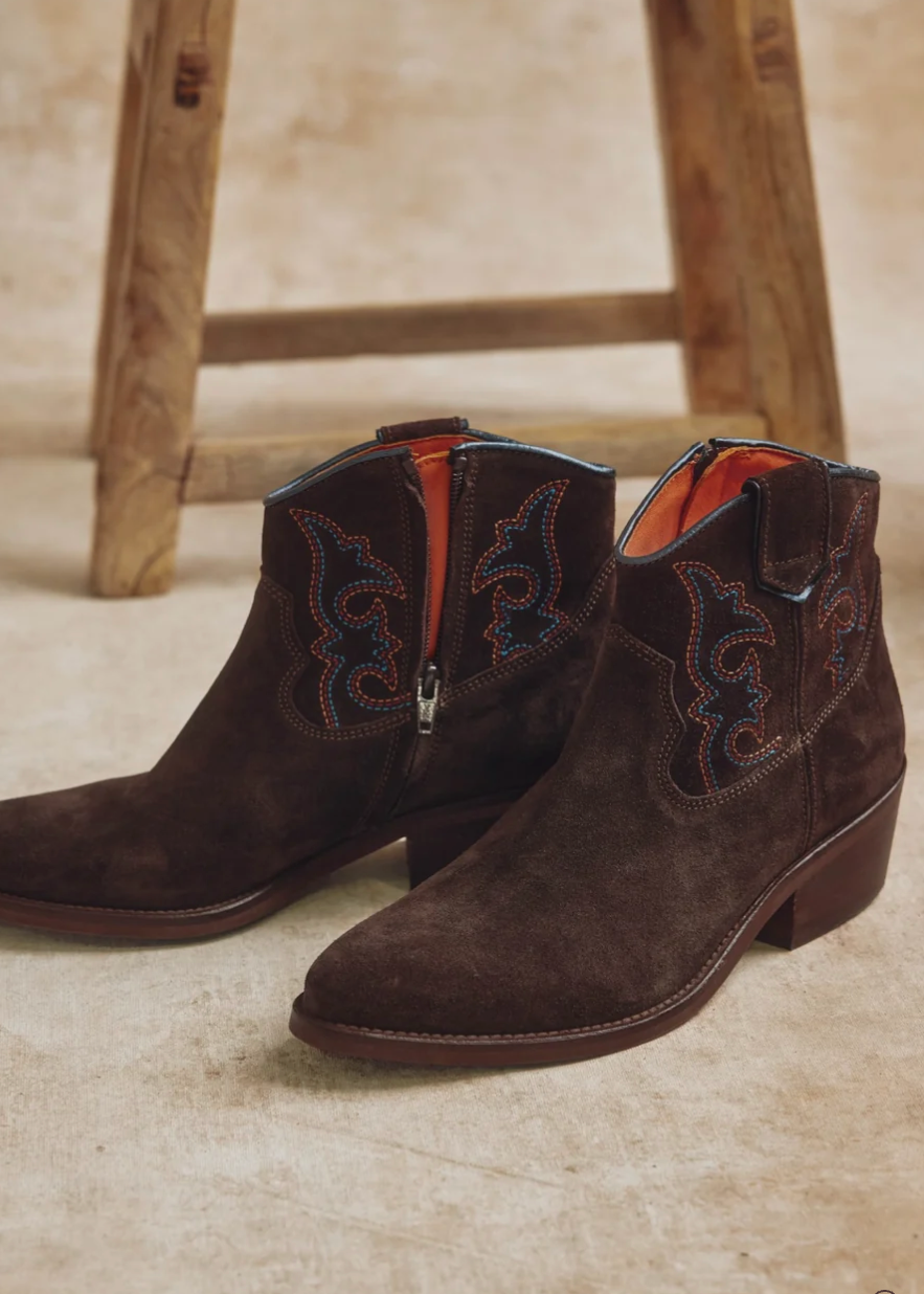 CASSIDY SUEDE EMBROIDERED BOOT