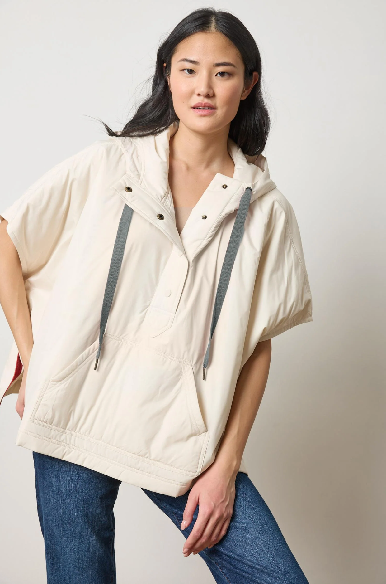 HOODED PONCHO