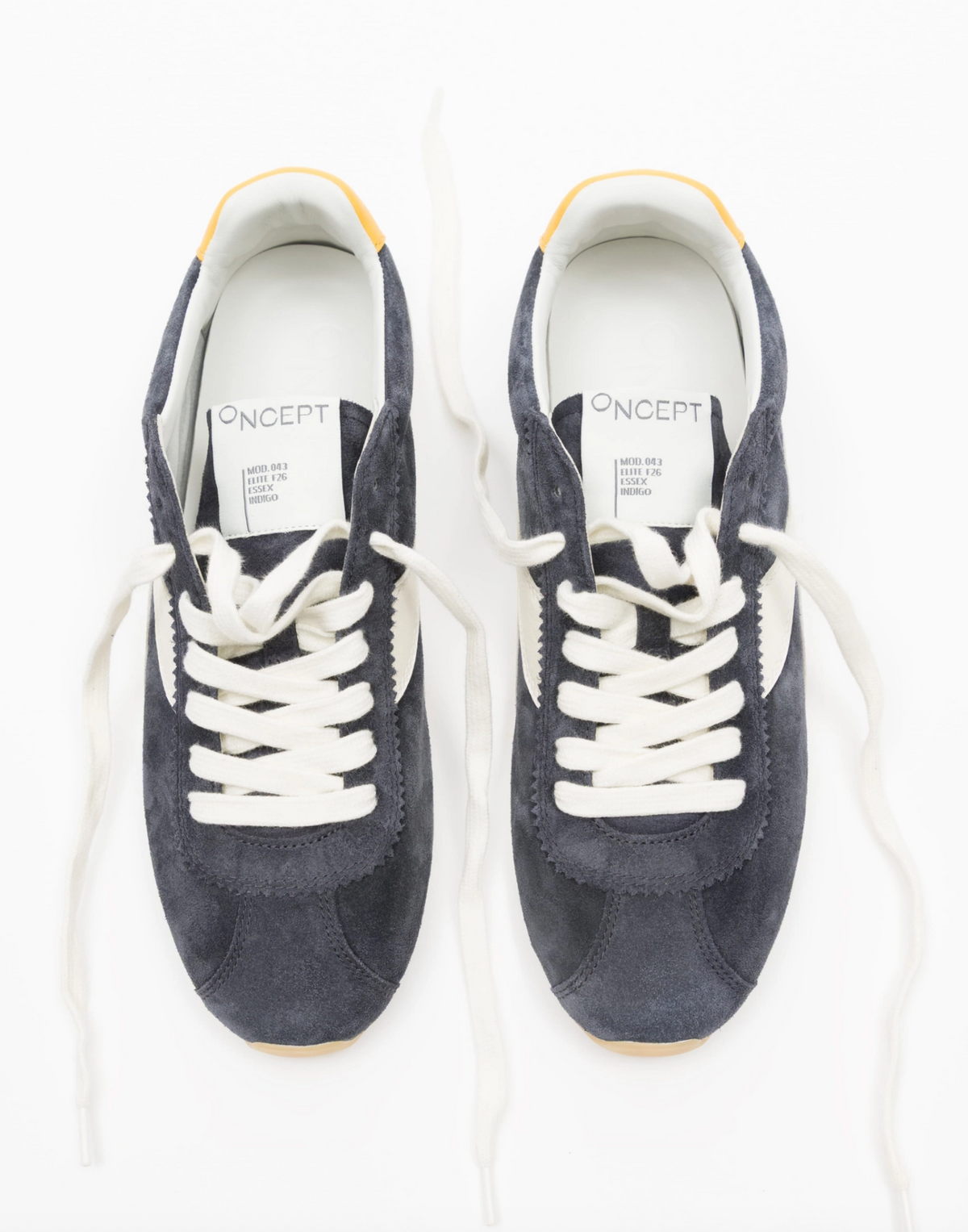 ESSEX SNEAKER
